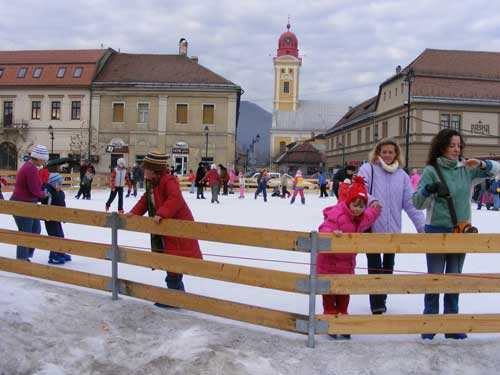 Patinoar Centrul Vechi (c) eMM.ro